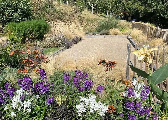La Rouliere En Aubrac Montpeyroux (Aveyron)