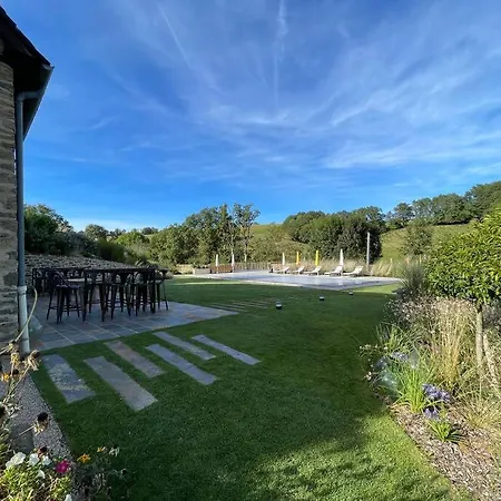 La Rouliere En Aubrac *