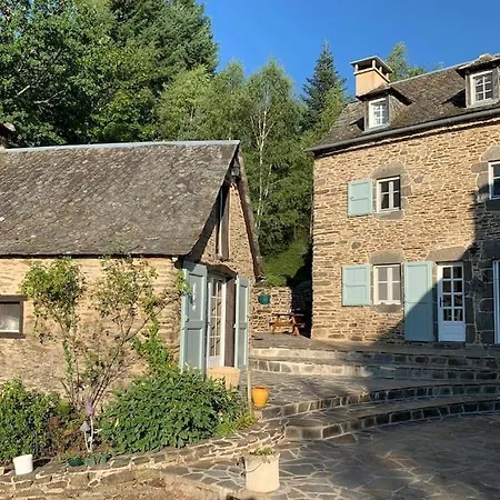 La Rouliere En Aubrac * Montpeyroux (Aveyron)