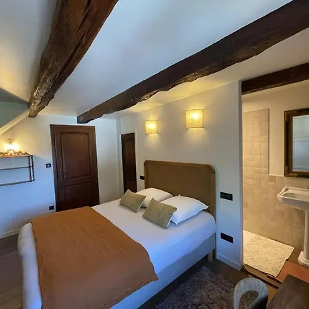 La Rouliere En Aubrac 펜션