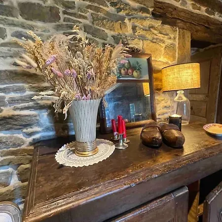 La Rouliere En Aubrac *