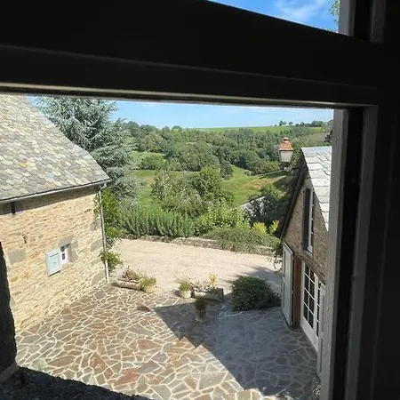 La Rouliere En Aubrac Montpeyroux (Aveyron)