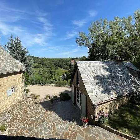 La Rouliere En Aubrac 펜션 Montpeyroux (Aveyron)