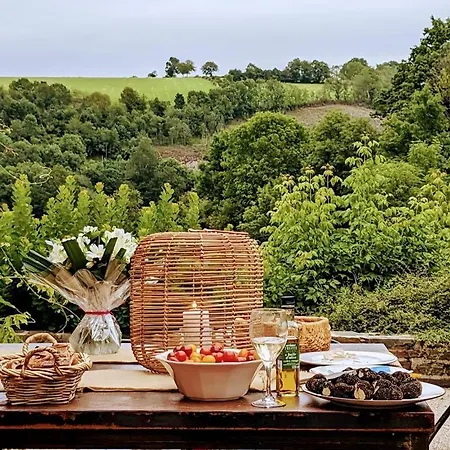 La Rouliere En Aubrac *