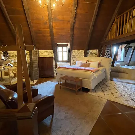 펜션 La Rouliere En Aubrac *