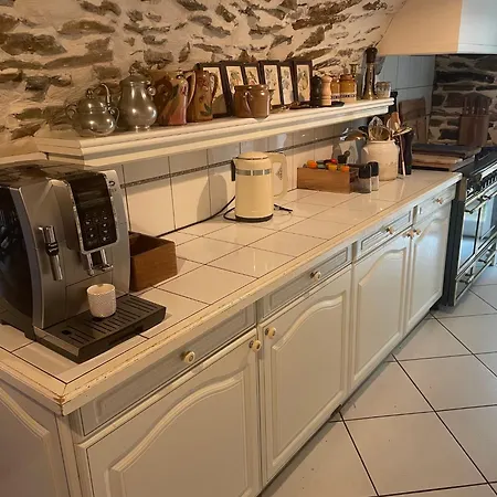 La Rouliere En Aubrac 펜션 Montpeyroux (Aveyron)