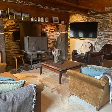 La Rouliere En Aubrac * Montpeyroux (Aveyron)