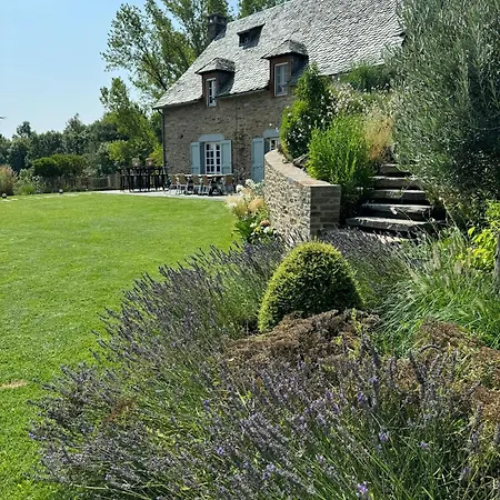 La Rouliere En Aubrac