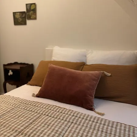 펜션 La Rouliere En Aubrac