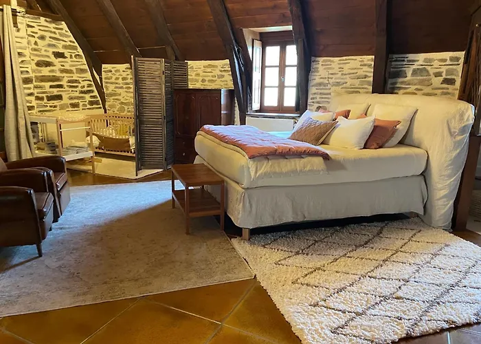 La Rouliere En Aubrac * Montpeyroux (Aveyron)