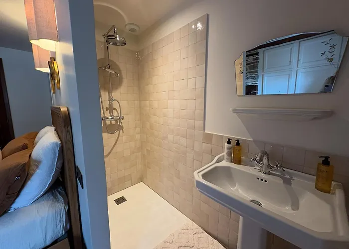 La Rouliere En Aubrac 펜션 Montpeyroux (Aveyron)